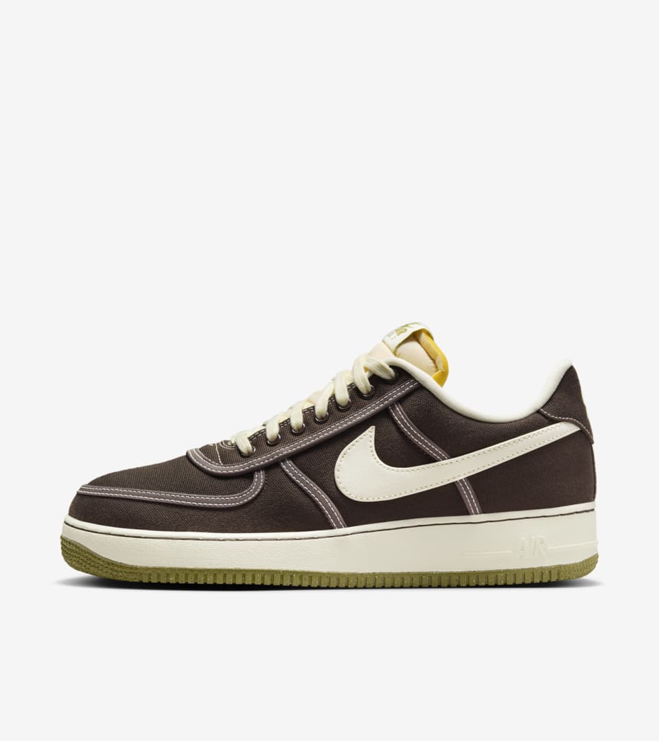 Nike air force 1 07 homme hot sale brun